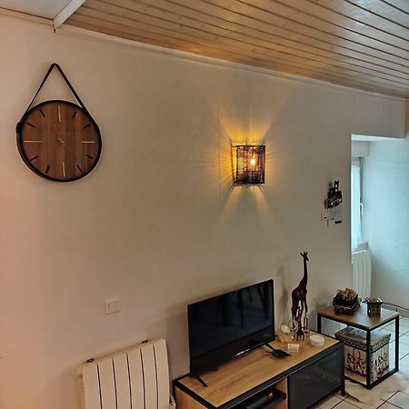 Maison De Village Appartement Rdc Avec Terrasse Gy Buitenkant foto
