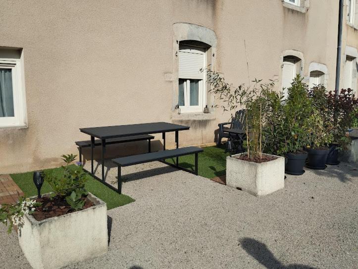 Maison De Village Appartement Rdc Avec Terrasse Gy Buitenkant foto