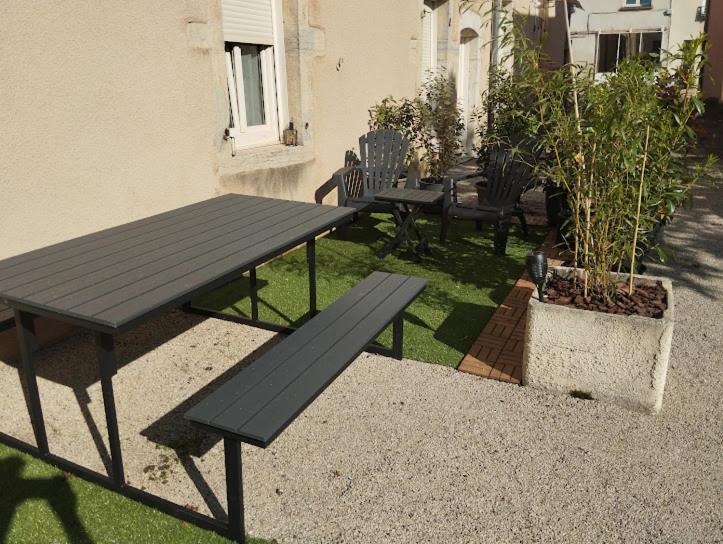 Maison De Village Appartement Rdc Avec Terrasse Gy Buitenkant foto